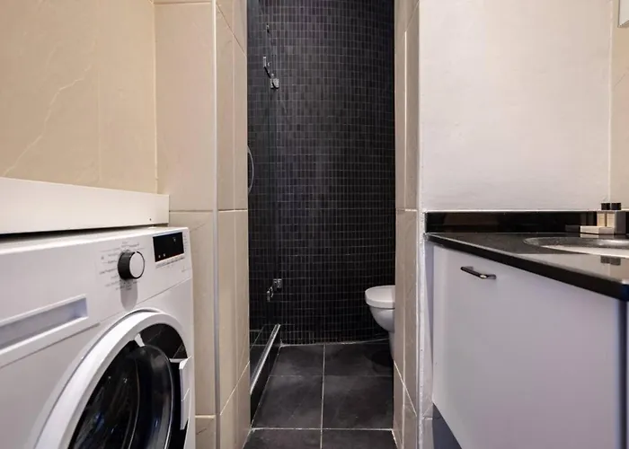 Cool Authentic 2bd2bath Galata Tower Home! #413 * Istanbul