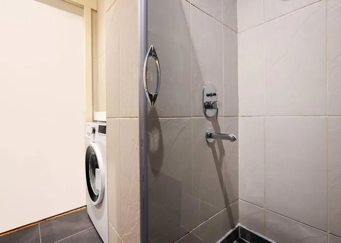 Apartment Cool Authentic 2bd2bath Galata Tower Home! #413 Istanbul