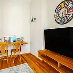 Διαμέρισμα Cool Authentic 2bd2bath Galata Tower Home! #413 *